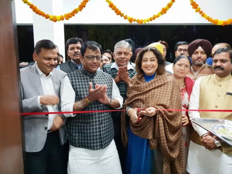 Kirron Kher inaugurates Community Centre at Sector 33