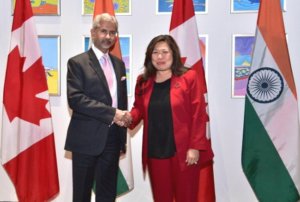 Minister Ng meets with India’s Minister of External Affairs