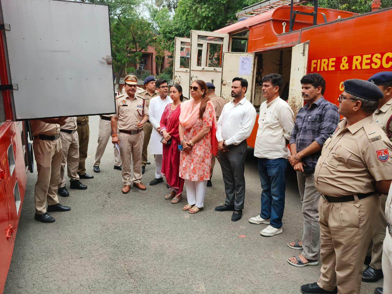 Mayor Harpreet Kaur Babla leads Inspection at Sector 32 Fire Station to Ensure Emergency Preparedness