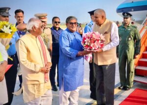 Read more about the article Vice President Jagdeep Dhankhar Receives Warm Welcome from Punjab Governor Gulab Chand Kataria in Chandigarh