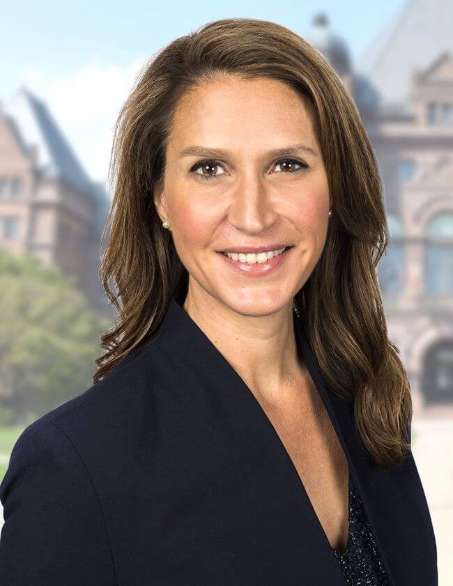 You are currently viewing Ontario Ends Hybrid Era — Public Service Returns to Full-Time Office Work in January 2026
