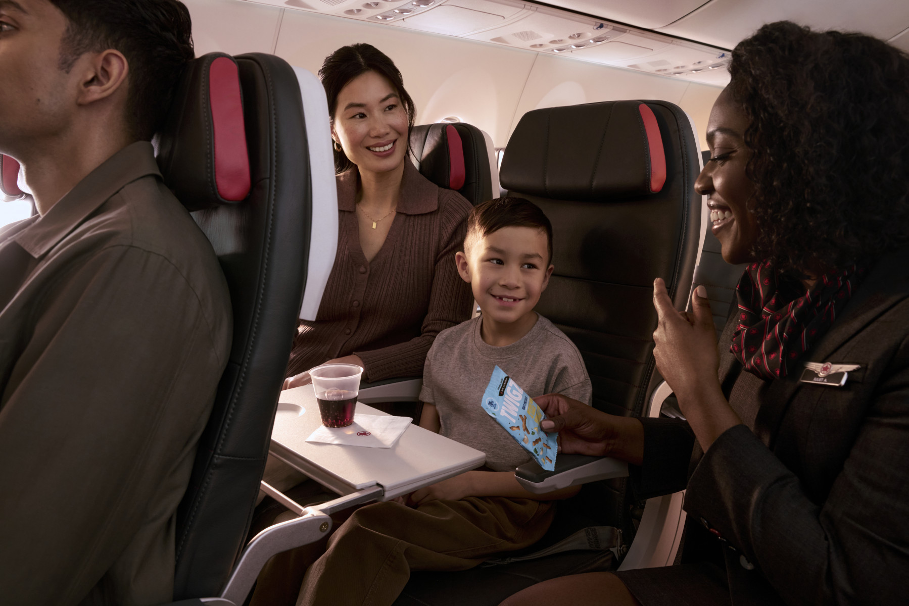 You are currently viewing Air Canada Kicks off Summer Travels by Celebrating the Very Best of Canada