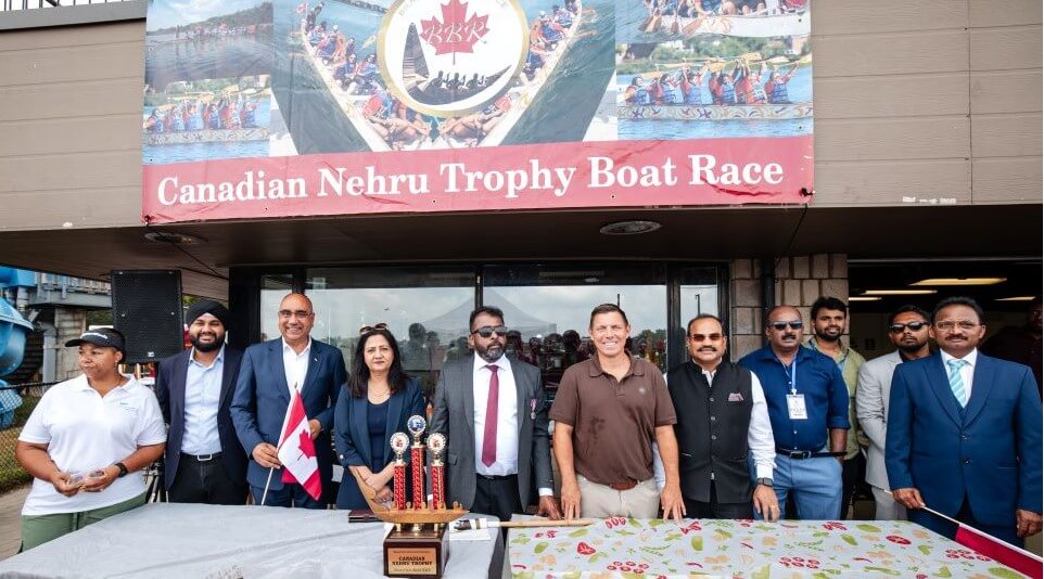 You are currently viewing Brampton Boat Race Sets Professors Lake Ablaze with Colour, Culture and Community Spirit