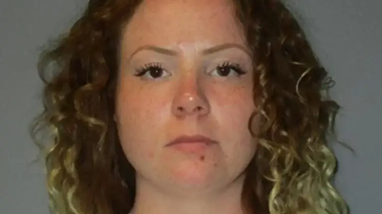 Read more about the article Woman Wanted in Large-Scale Break-In Spree Involving 71 Vehicles in Mississauga